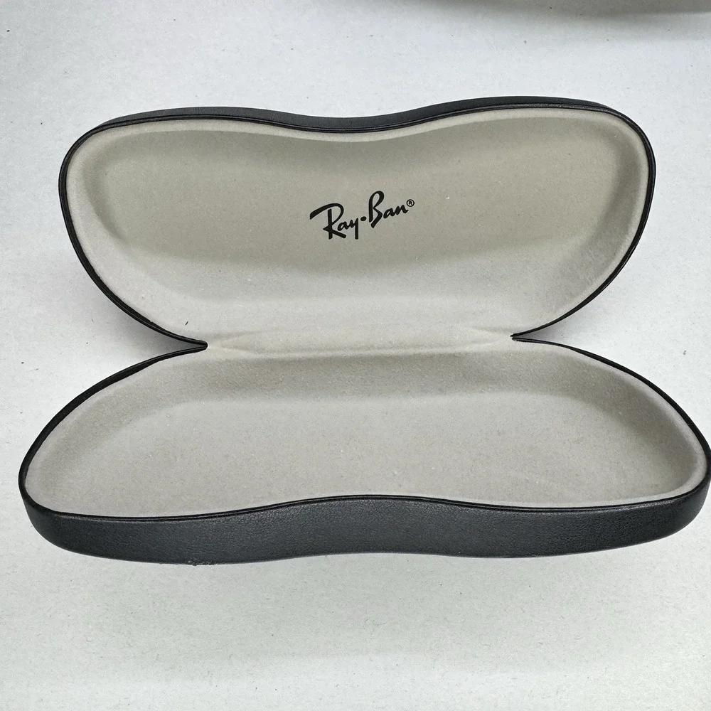 Ray-Ban New Authentic Black Hard Clamshell Eyeglasses / Sunglasses Case